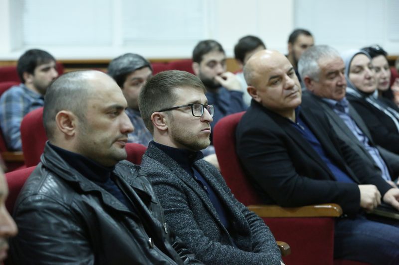 Обсуждена реализация пилотного проекта в городе Каспийске