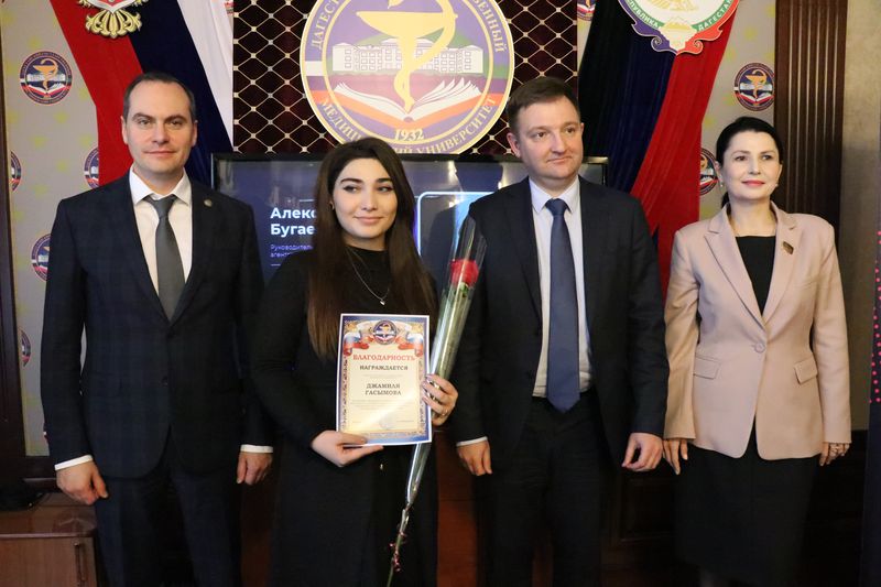 Артём Здунов и Александр Бугаев встретились с молодежью Дагестана в рамках проекта «Диалог на равных»