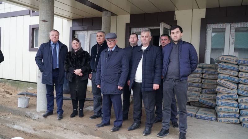 Владимир Лемешко посетил школу-долгострой в Магарамкентском районе
