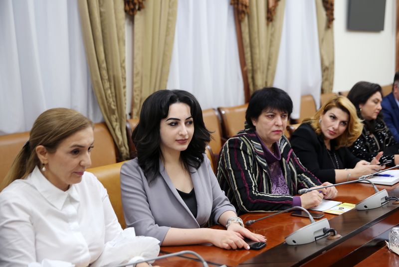 Артём Здунов провел встречу с представителями бизнес-сообщества