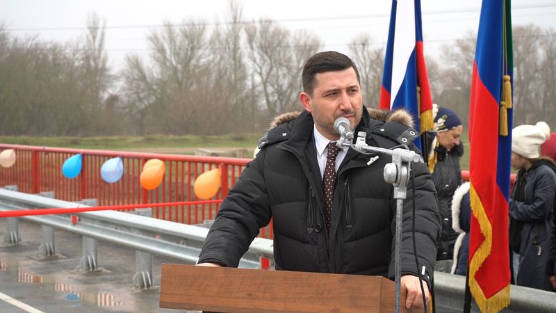 Правительственная делегация приняла участие в торжественном открытии моста в Хасавюртовском районе