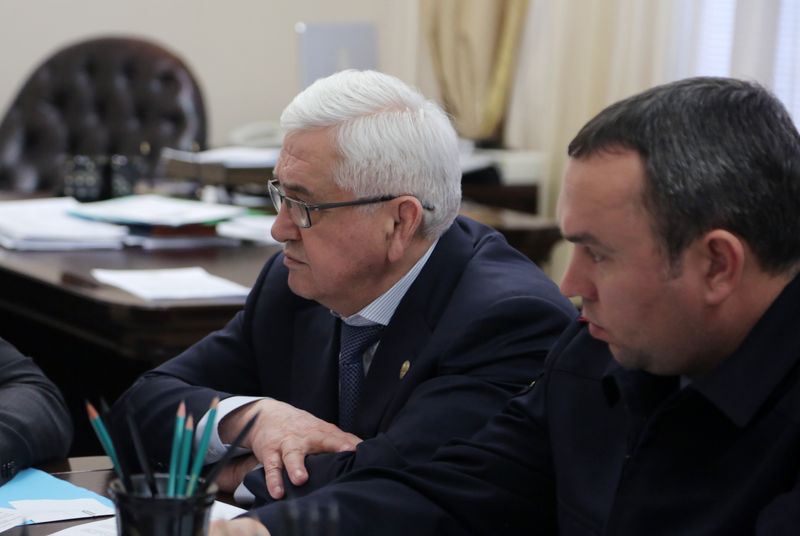 В Дагестане приведут в нормативное состояние 85,3 км дорог и на 67 объектах проведут работы по организации дорожного движения