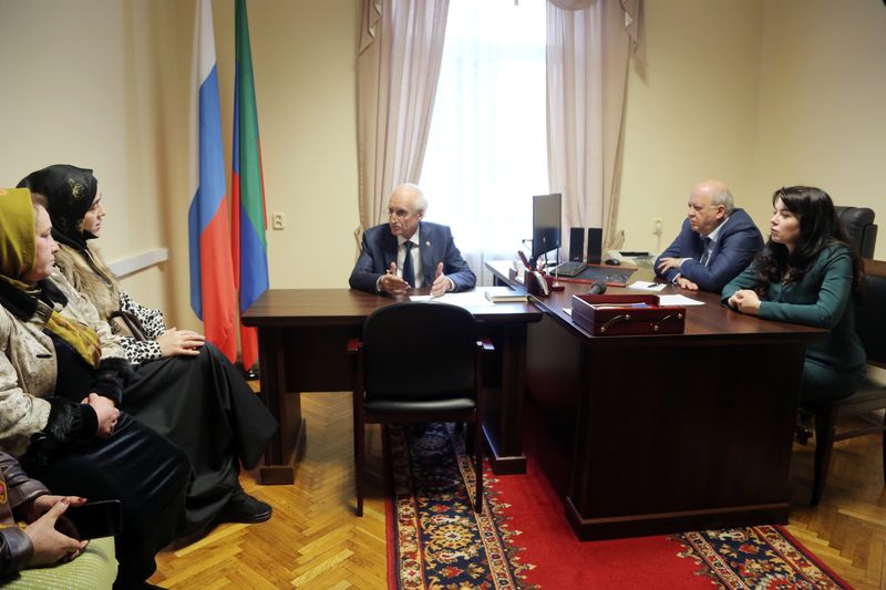В Правительстве Дагестана обсудили вопросы возвращения детей и женщин из Сирии и Ирака