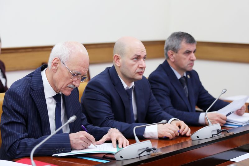 На заседании Правительства Дагестана подвели предварительные итоги исполнения республиканского бюджета за 2019 год