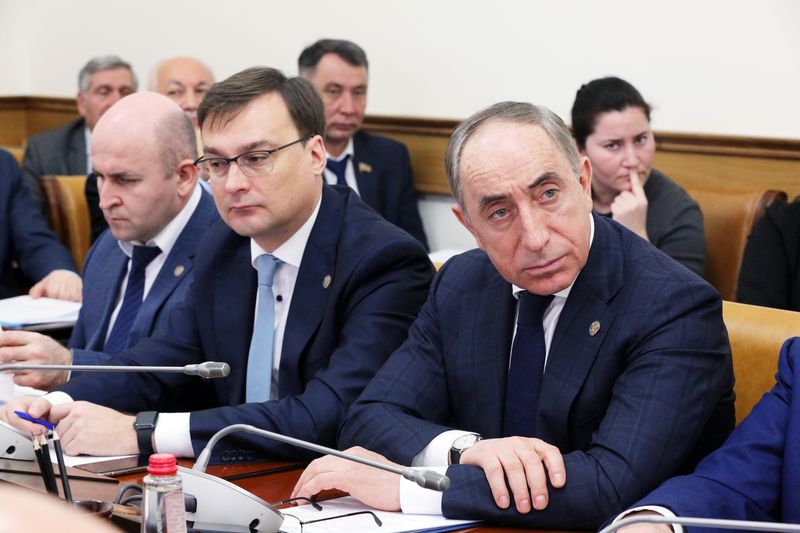 На заседании Правительства Дагестана подвели предварительные итоги исполнения республиканского бюджета за 2019 год