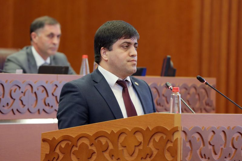 Артём Здунов и Владимир Иванов приняли участие в заседании сессии Народного Собрания РД