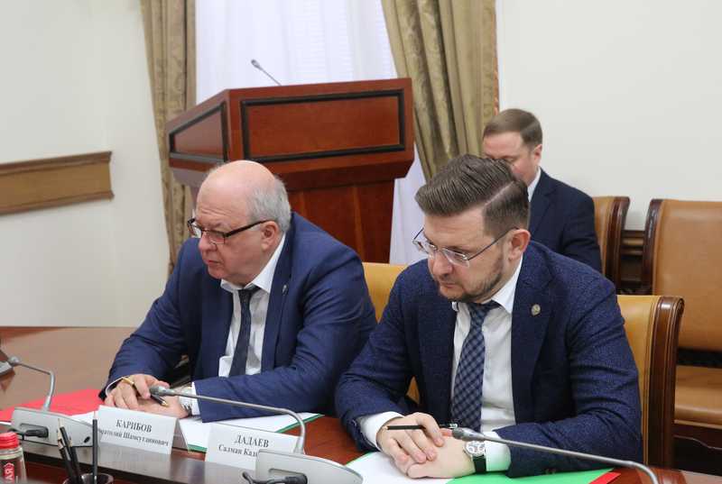 Артём Здунов поручил усилить меры по предотвращению завоза и распространения коронавирусной инфекции