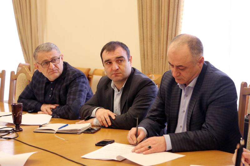 В Правительстве Дагестана обсуждена программа модернизации системы летнего отдыха