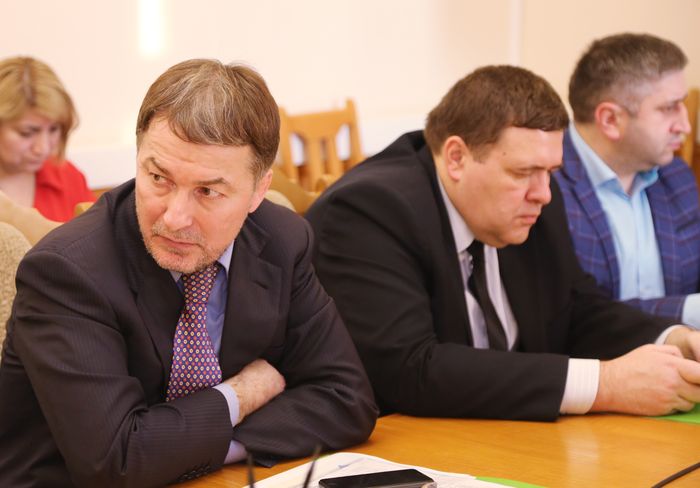 Под руководством Анатолия Карибова обсуждены изменения в порядке выплат по договору обязательного страхования