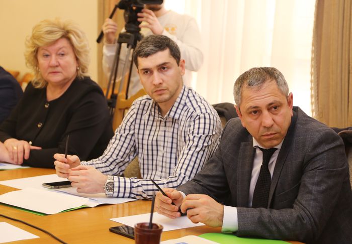 Под руководством Анатолия Карибова обсуждены изменения в порядке выплат по договору обязательного страхования