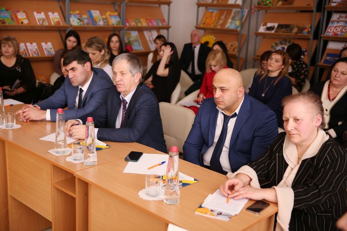 С участием Артёма Здунова обсуждены вопросы вовлечения молодежи в научно-исследовательскую деятельность