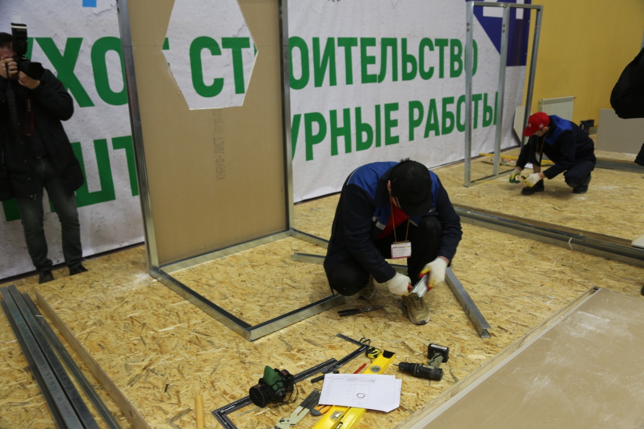 Артём Здунов обратился со словами напутствия к участникам V Регионального чемпионата WorldSkills Russia