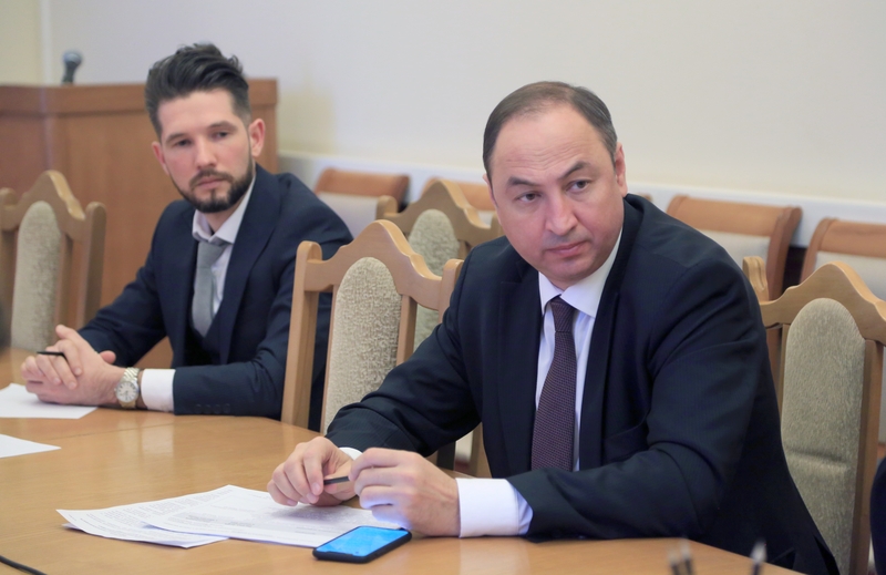 Артём Здунов провел заседание Оперативного штаба по предупреждению завоза и недопущению распространения коронавирусной инфекции