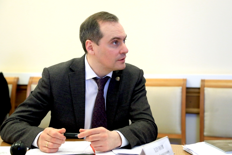 Обеспечение устойчивого развития экономики и социальной стабильности Дагестана обсуждены в Правительстве Дагестана