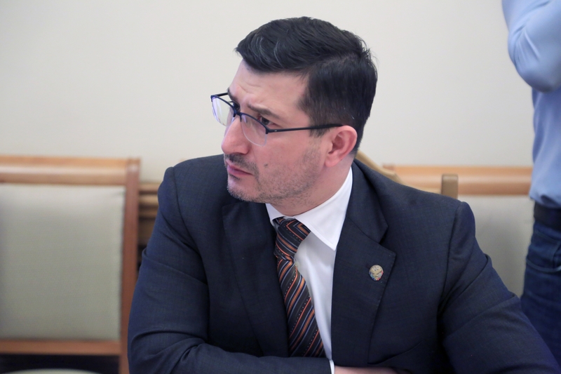 Обеспечение устойчивого развития экономики и социальной стабильности Дагестана обсуждены в Правительстве Дагестана
