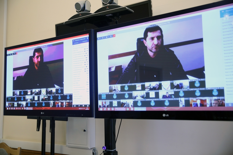 Очередное заседание Оперативного штаба по обеспечению устойчивого развития экономики и социальной стабильности состоялось под руководством Артёма Здунова
