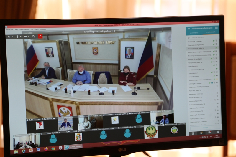 Артём Здунов провел заседание Оперативного штаба по предупреждению завоза и распространения COVID-19 на территории Дагестана