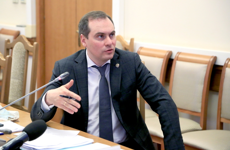 Артём Здунов провел заседание Оперативного штаба по обеспечению устойчивого развития экономики и социальной стабильности региона