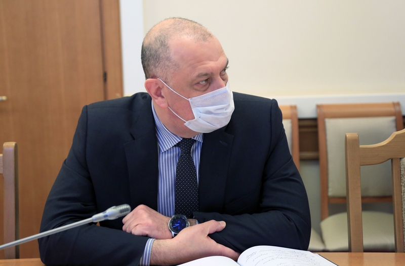 Артём Здунов провел заседание Оперативного штаба по обеспечению устойчивого развития экономики и социальной стабильности региона