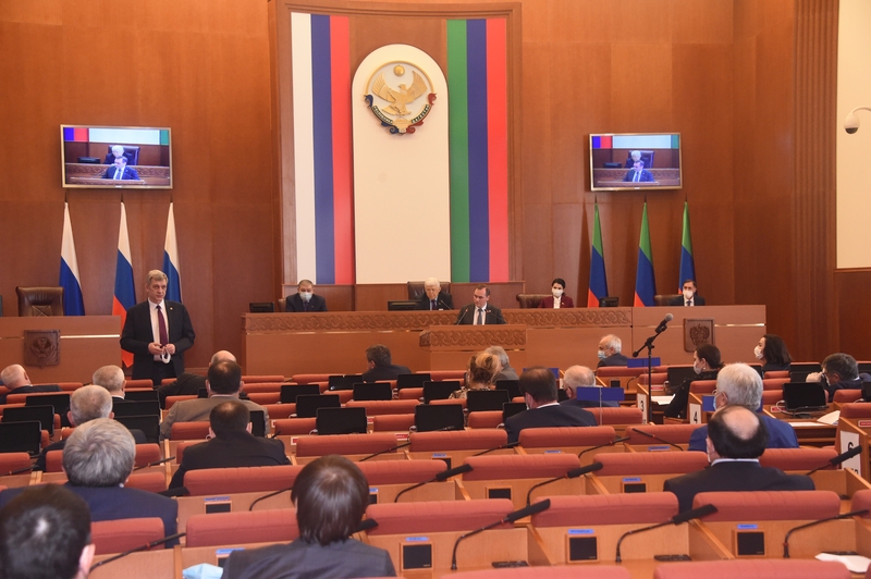 В Дагестане принят пакет законов, направленный на поддержку малого и среднего предпринимательства