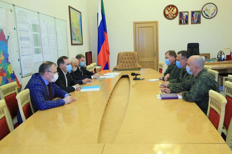 270 медицинских военных работников прибывают в Дагестан