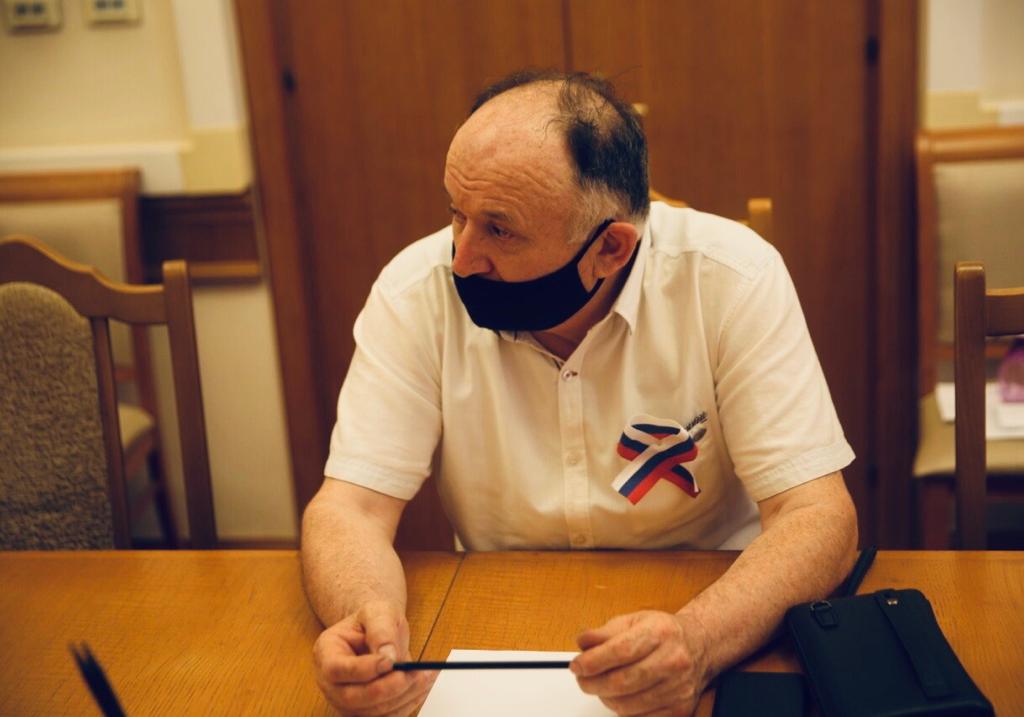 Правительством Дагестана обсуждены меры поддержки Кубачинского художественного комбината