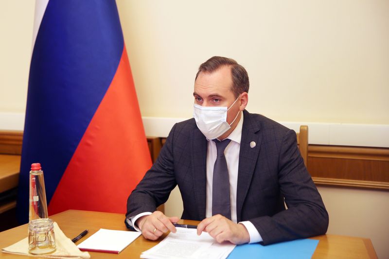 Артём Здунов провел совещание с представителями торговых центров площадью свыше 400 кв.м, а также ассоциациями бизнеса