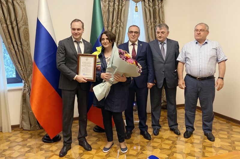 Бригаде московских врачей, проработавшей в Дагестане во главе с Денисом Проценко, объявлена благодарность Главы РД