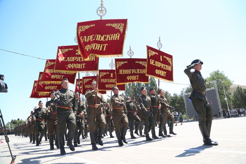 Первый за 18 лет Парад Победы прошёл Каспийске