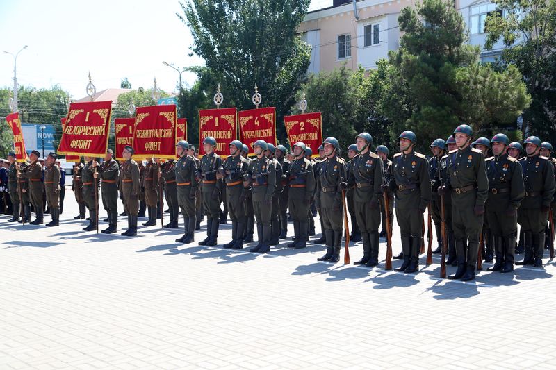 Первый за 18 лет Парад Победы прошёл Каспийске