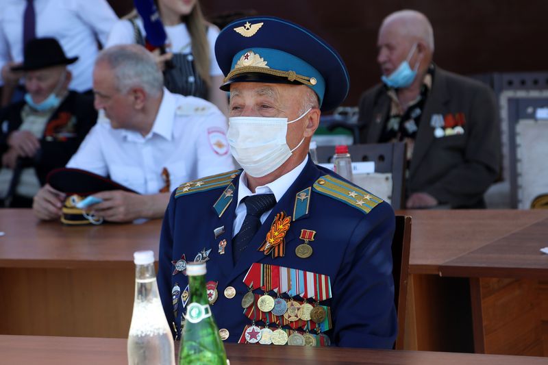 Первый за 18 лет Парад Победы прошёл Каспийске