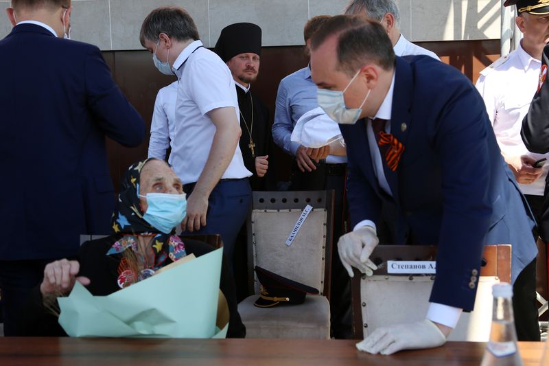Первый за 18 лет Парад Победы прошёл Каспийске