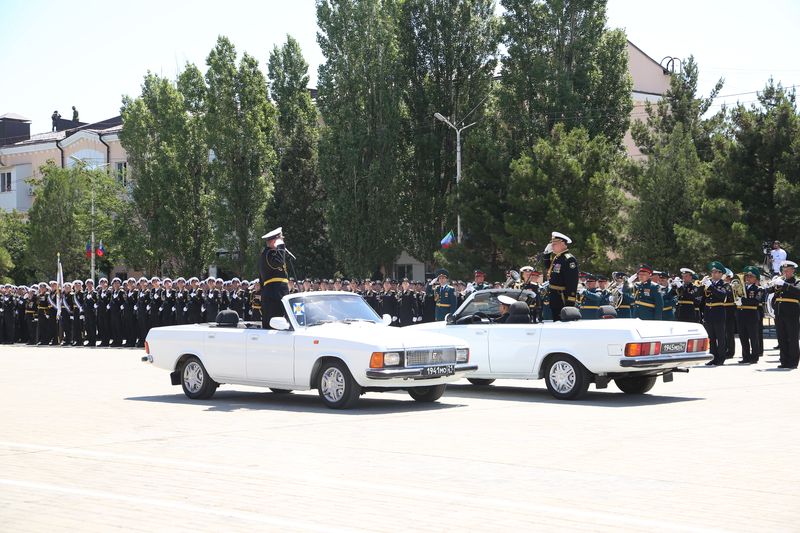 Первый за 18 лет Парад Победы прошёл Каспийске