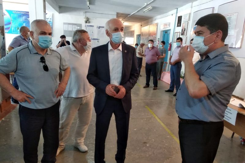 Рамазан Джафаров с рабочим визитом посетил г. Дагестанские Огни