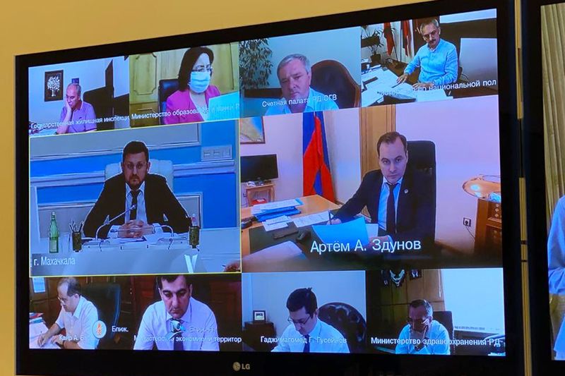 Вопросы поддержки экономики региона обсудили на заседании Правительства РД