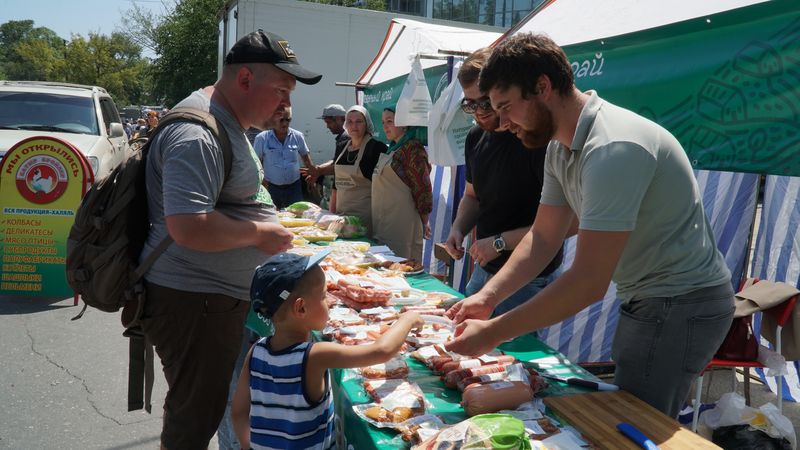 В муниципалитетах Дагестана создадут площадки для стационарной и  уличной торговли сельскохозяйственной продукцией