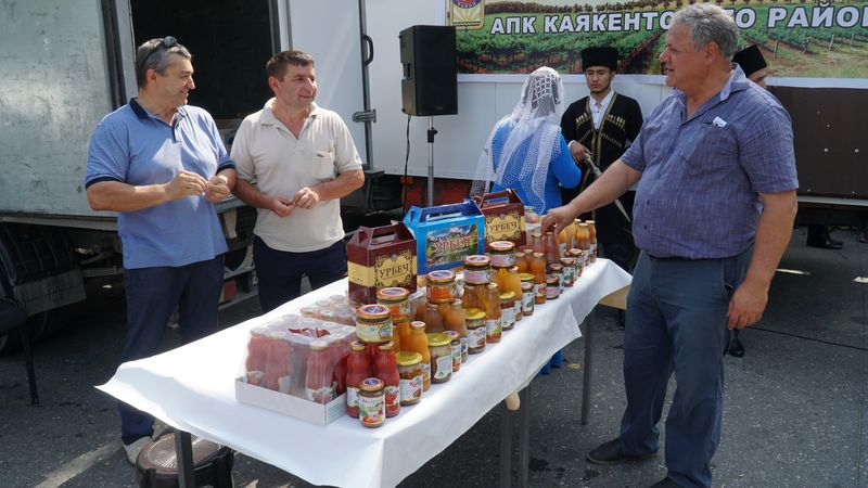 В муниципалитетах Дагестана создадут площадки для стационарной и  уличной торговли сельскохозяйственной продукцией