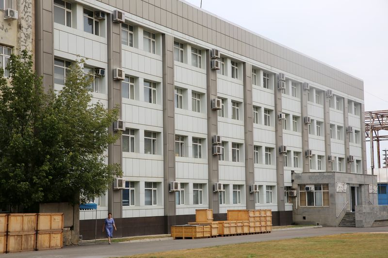 Артём Здунов посетил филиал завода АО «Азимут» в Махачкале