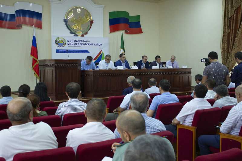 В Дербенте прошло совещание по вопросу налоговых и неналоговых доходов в бюджет РД