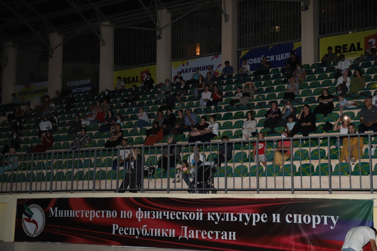 В Дагестане состоялся праздничный концерт, посвящённый Дню Конституции Республики Дагестан и 75-летию Великой Победы
