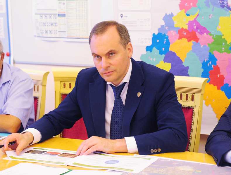 Возможность строительства плодоовощного комплекса на территории инвестплощадки «Уйташ» обсудили в Правительстве Дагестана