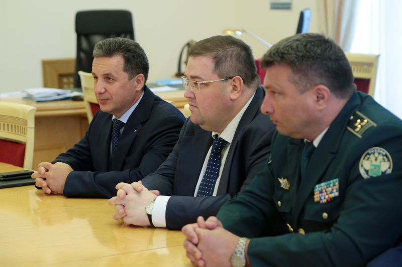 Артёму Здунову представили нового руководителя Дагестанской таможни
