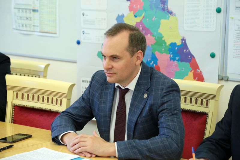 Артёму Здунову представили нового руководителя Дагестанской таможни