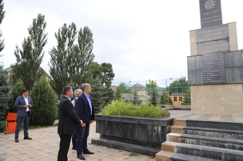 Владимир Иванов посетил Левашинский район