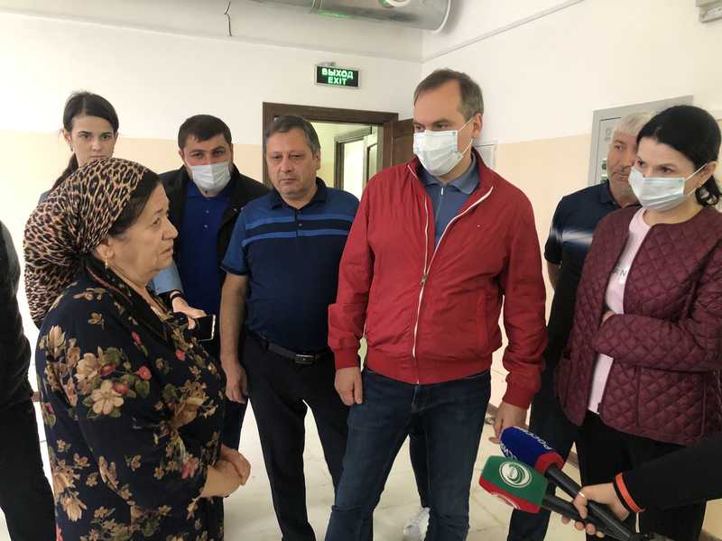 Артём Здунов оценил готовность к вводу в эксплуатацию ряда объектов образования Дагестана