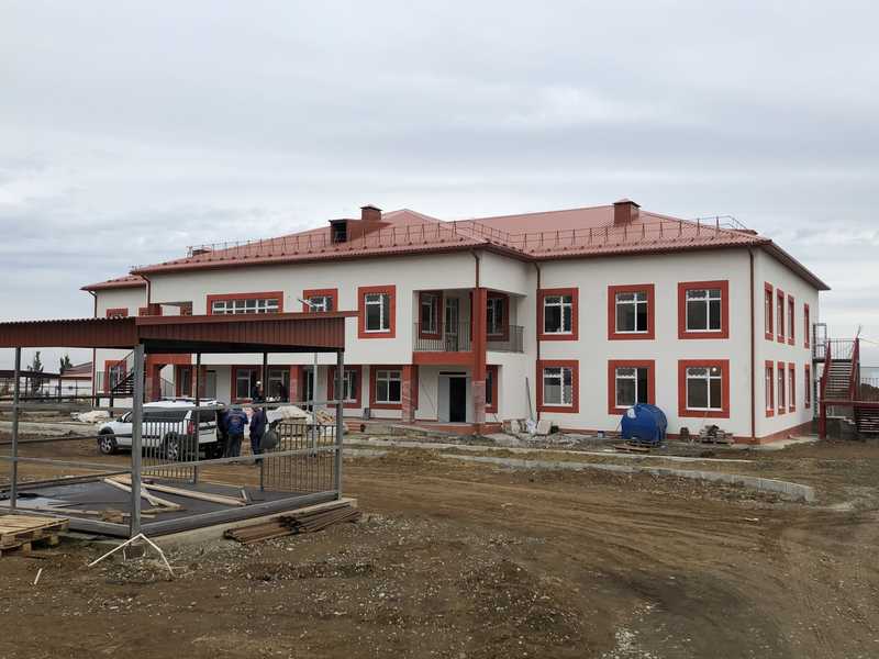 Артём Здунов оценил готовность к вводу в эксплуатацию ряда объектов образования Дагестана