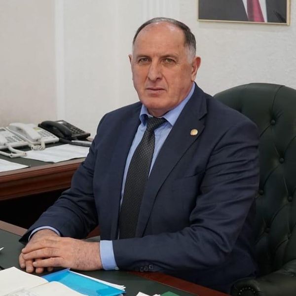 Поздравление заместителя Председателя Правительства Республики Дагестан Абдулмуслима Абдулмуслимова с Днем работников лесного хозяйства