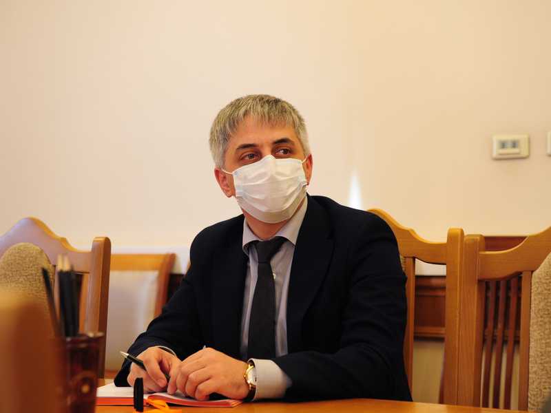 Артём Здунов: «Нам необходимо использовать весь имеющийся потенциал по созданию рабочих мест»