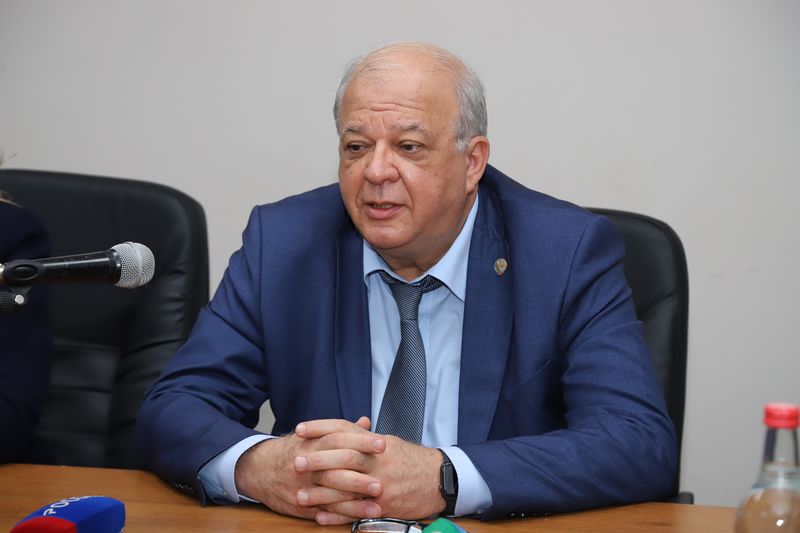 Деятелей культуры Дагестана наградили в преддверии Дня народного единства