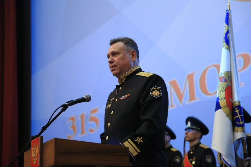 В Каспийске отметили День морской пехоты